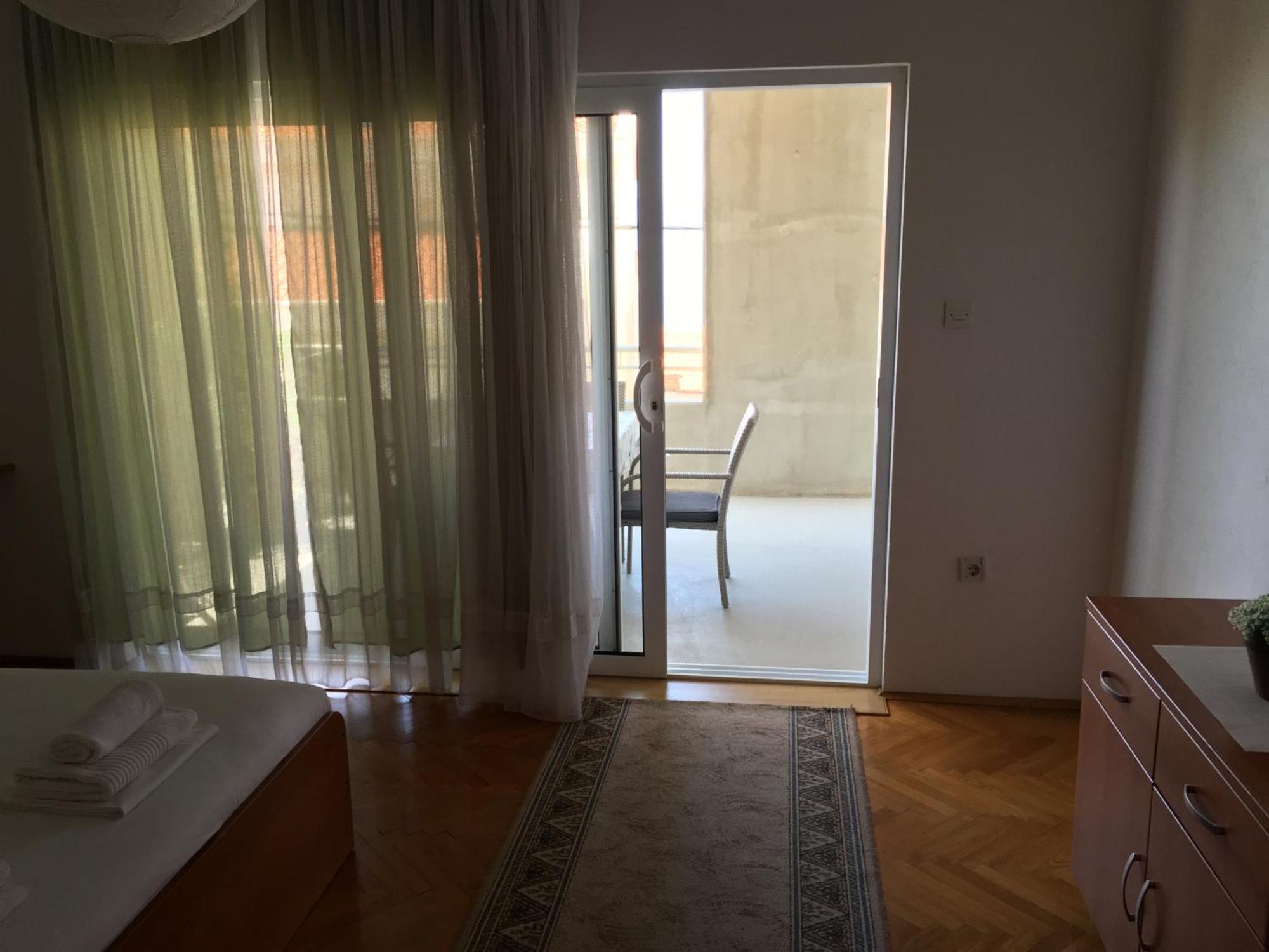Apartments Leut Драшнице Экстерьер фото
