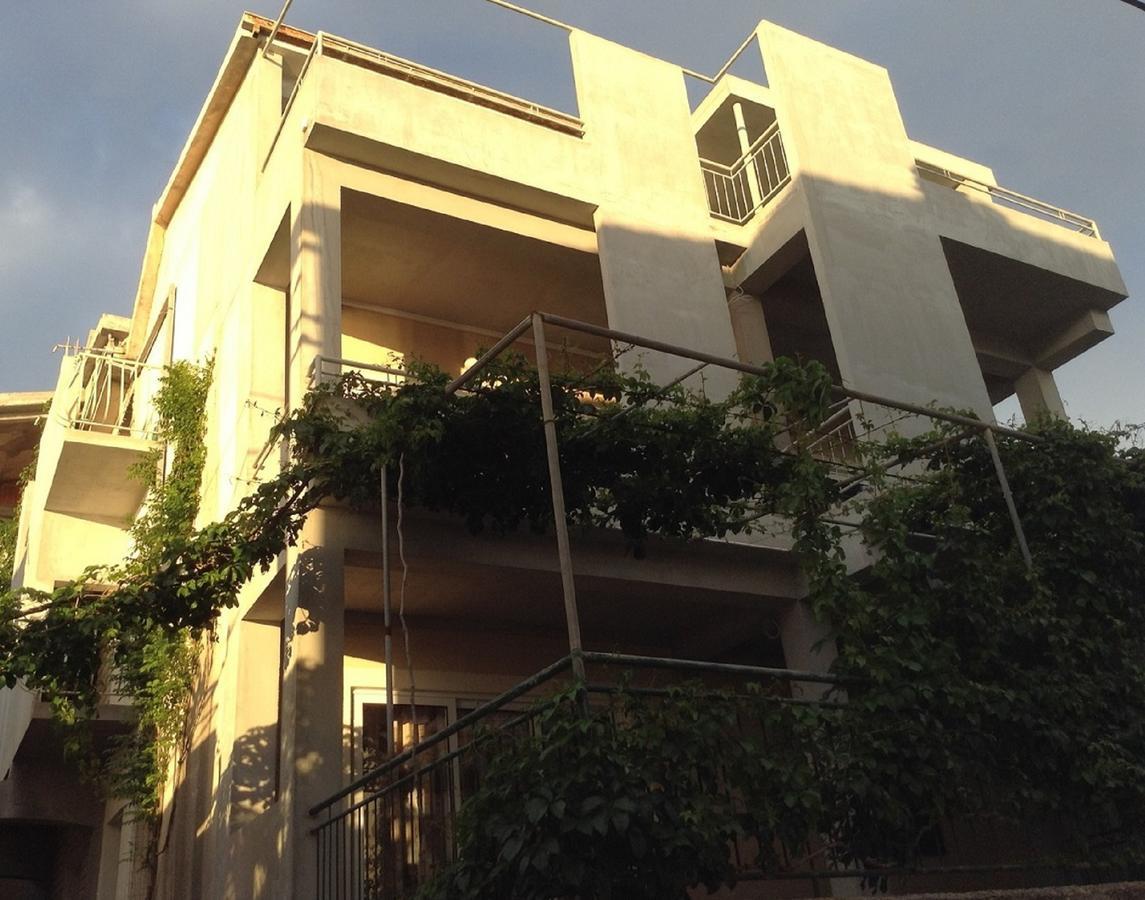 Apartments Leut Драшнице Экстерьер фото