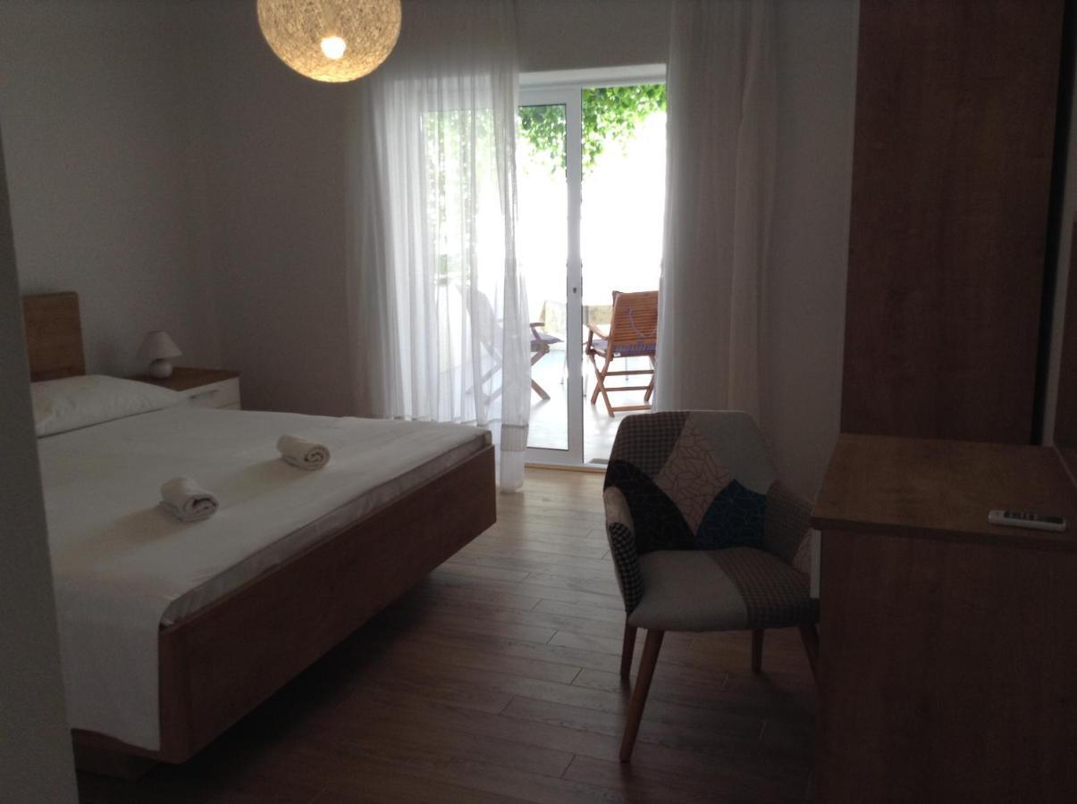 Apartments Leut Драшнице Экстерьер фото